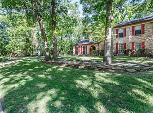 2107 Parkdale Dr, Humble, TX 77339