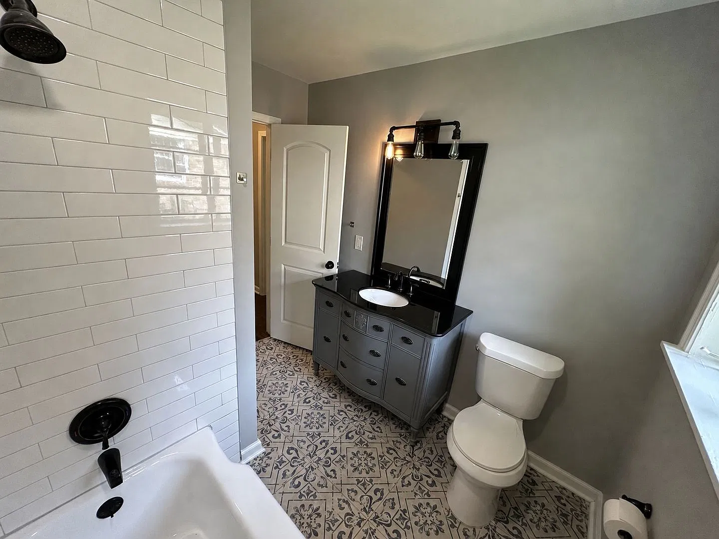 287 Brookwood Dr. — Photo 4