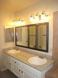 5th image of 8011 Deer Lake Dr