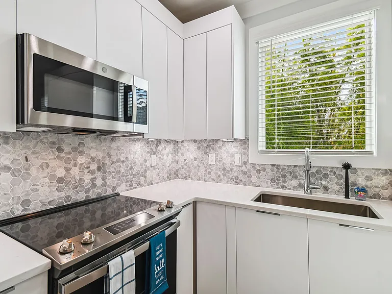 1520 N Pierce St #4 — Photo 24