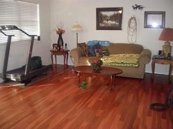 3rd image of 100 Cedar Creek Dr