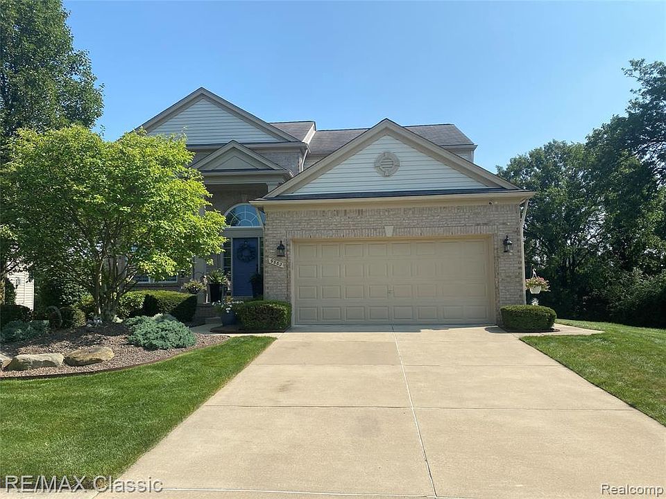 1st image of 9882 High Meadow Dr