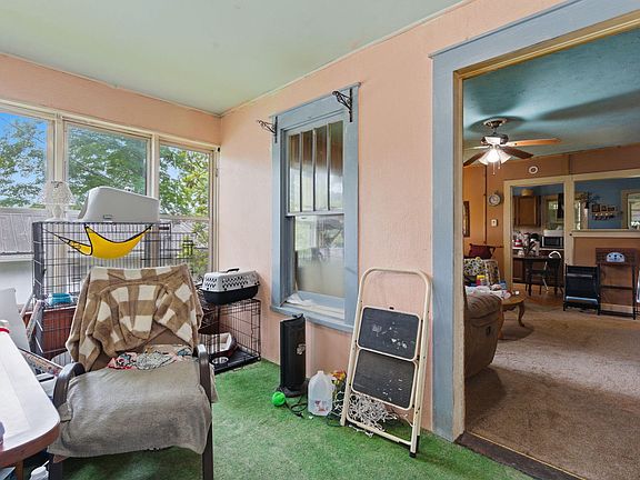 3rd image of 141 Wildflower Avenue