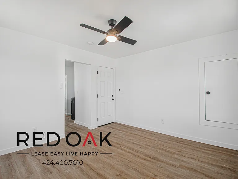 1212 E 76th Pl #7 — Photo 16