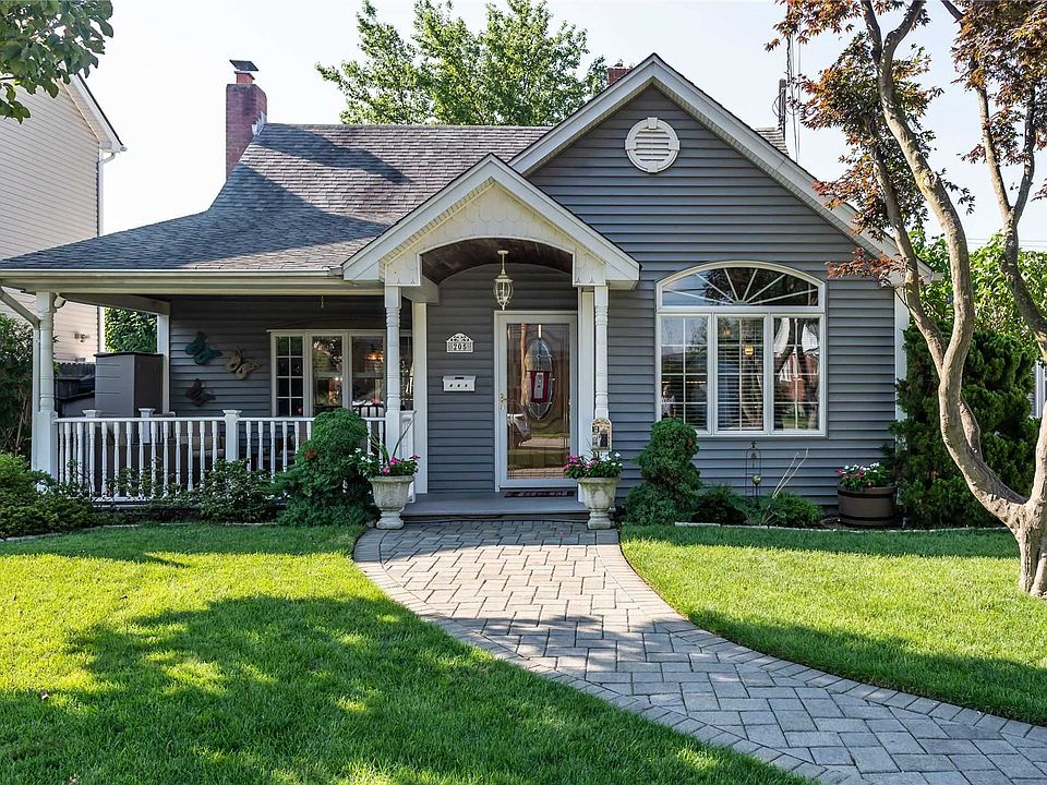 205 Dow Ave, Carle Place, NY 11514 Zillow
