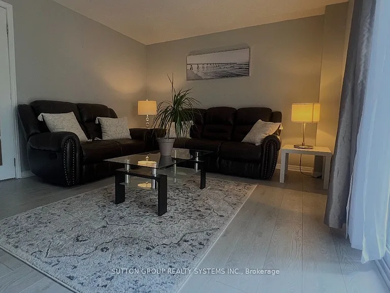 211 Veronica Dr #19 — Photo 13