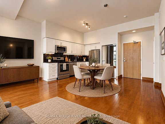 5th image of 601 Kingston Rd #Penthouse 606