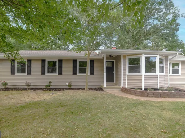 22051 Spring Valley Dr, Lexington Park, MD 20653