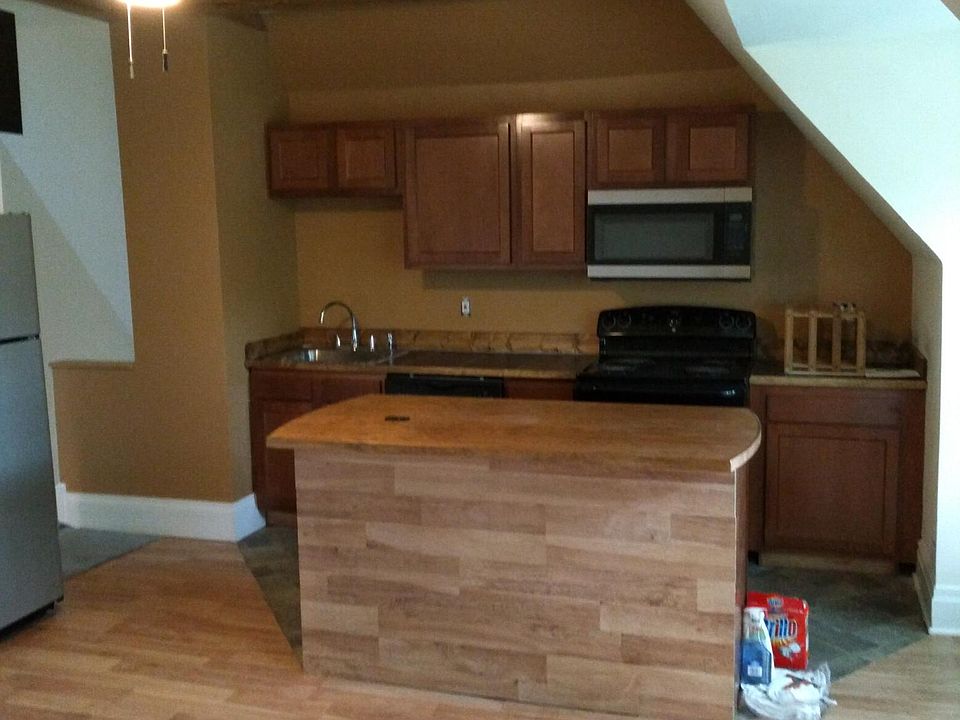 1st image of 5539 Baywood St #3
