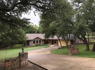 401 Emily Dr, Lakeside, TX 76108