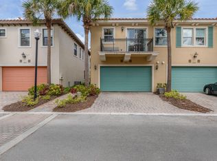 12651 NW 32nd Pl, Sunrise, FL 33323