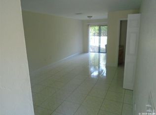 717 SW 68th Ter APT D, Gainesville, FL 32607