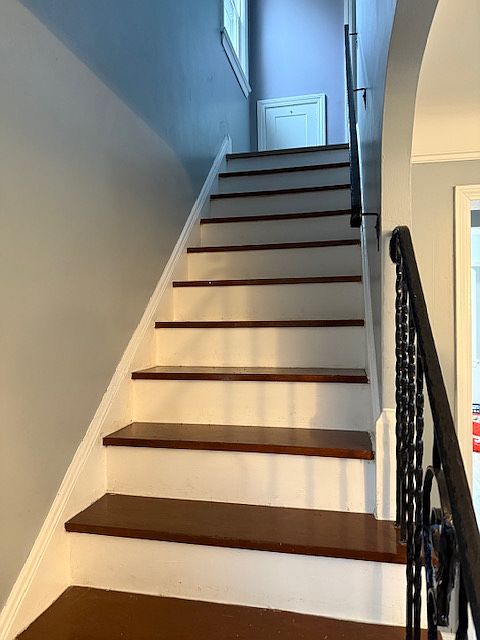 1st image of 15319 Fernway Ave