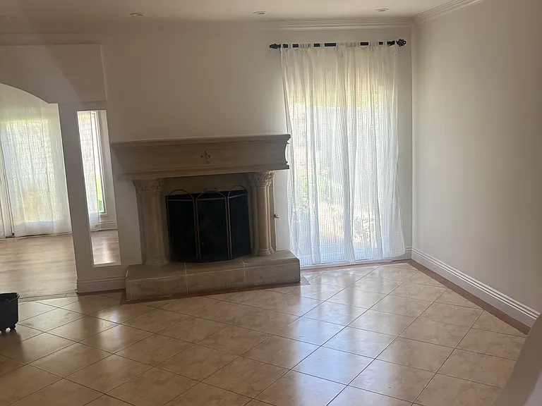 4074 Old Topanga Canyon Rd — Photo 9