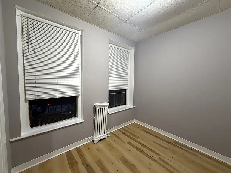 460 Main St — Photo 22