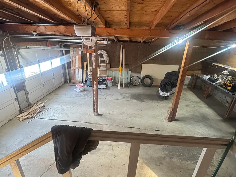 108 S Whitley St — Photo 9