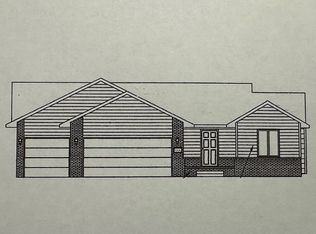 2813 N Rutland Ln, Augusta, KS 67010