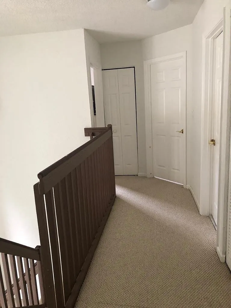 4 bed, 2766 sqft, $4,000 — Photo 4
