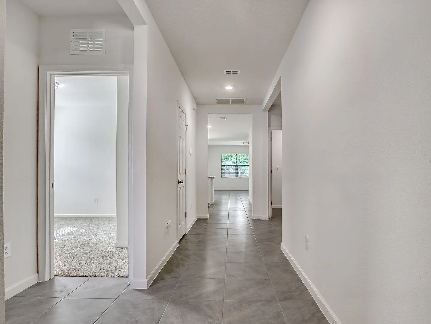 7559 Tourmaline Drive In Crystal Bay Community — Photo 4