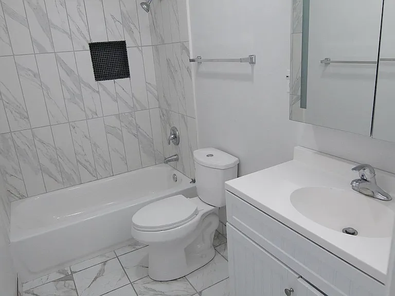3247 W Century Blvd #8 — Photo 5
