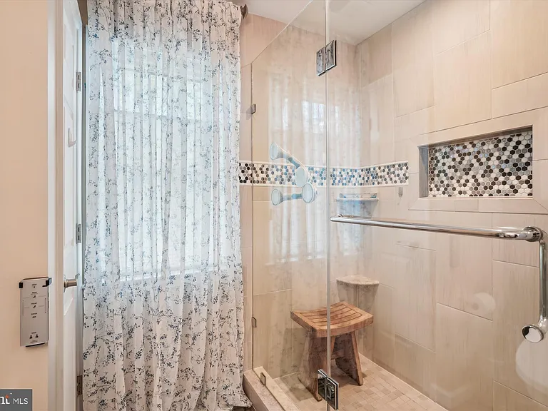217 Highland Ridge Ave — Photo 19