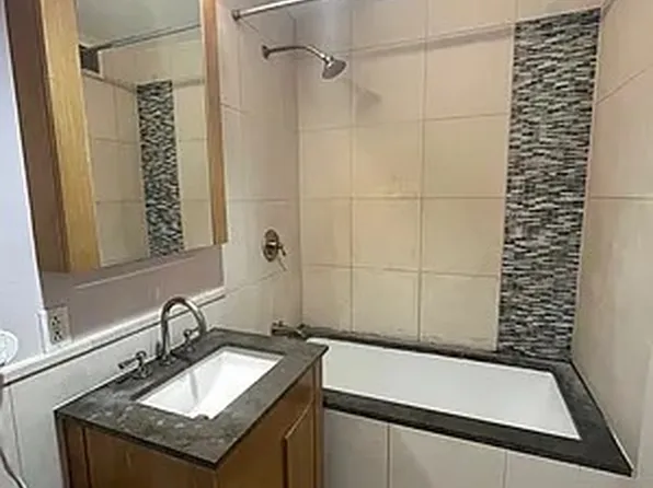 350 West 42nd Street image 9 of 10