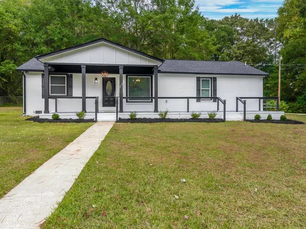 217 Truman St, Laurens, SC 29360