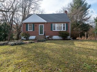 319 N Providence Rd, Wallingford, PA 19086