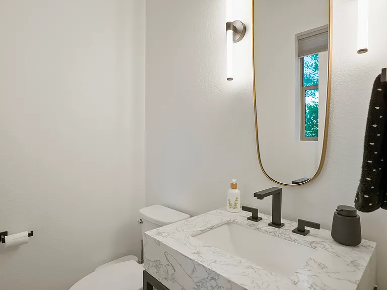 1468 W 66th Ave — Photo 15
