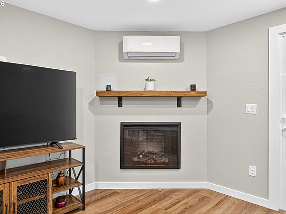 5th image of 29650 SW Courtside Dr APT 20