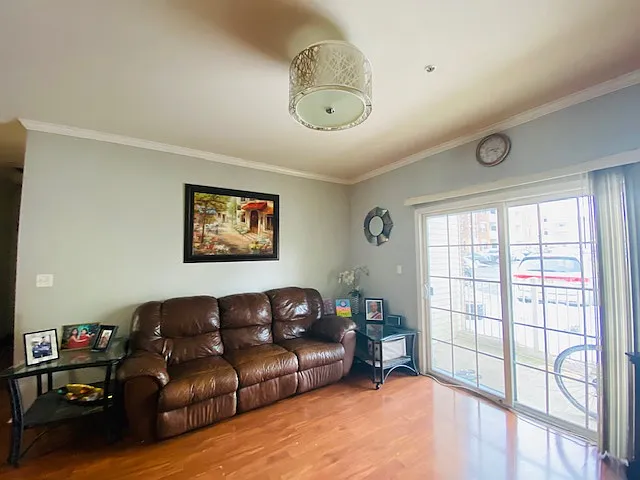 415 Lucy Ct — Photo 24