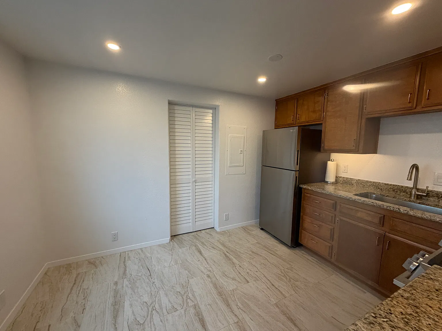 Burton Dr, Cambria — Photo 2