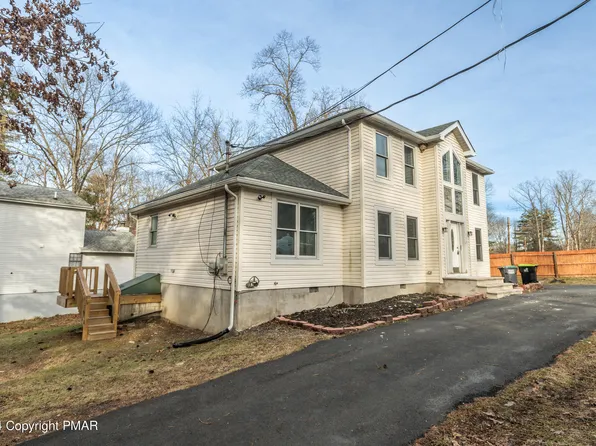 119 Lilac Dr, East Stroudsburg, PA 18301