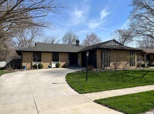 2341 Grinnell Dr, Springfield, IL 62704