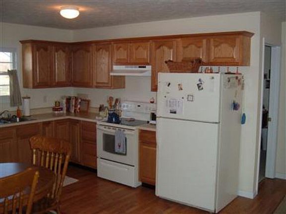 4th image of 116 Stone Creek Dr
