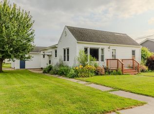 206 Main St, Fort Atkinson, IA 52144