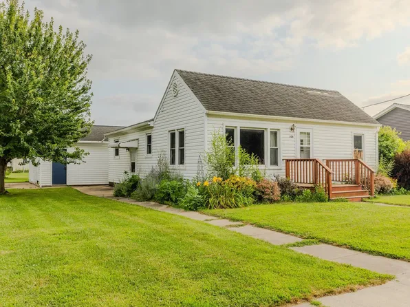206 Main St, Fort Atkinson, IA 52144