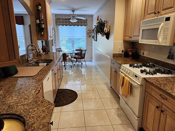 5th image of 1218 Hamilton Dr