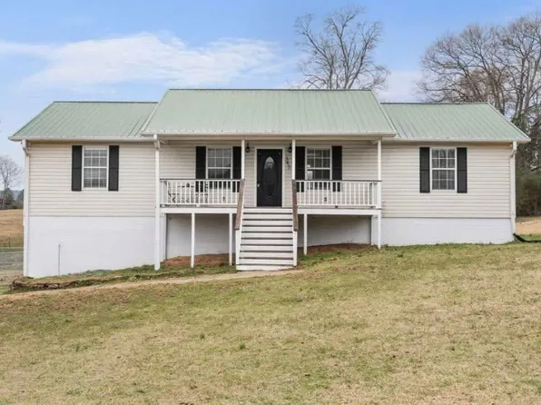 345 Armstrong Dr, Hayden, AL 35079