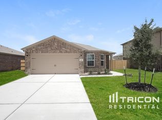 313 Summer Horse Dr, La Marque, TX 77568