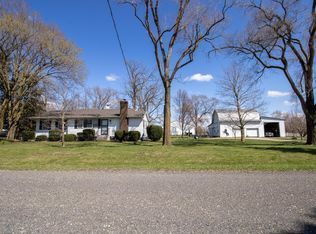 1470 N Queen Rd, Walkerton, IN 46574