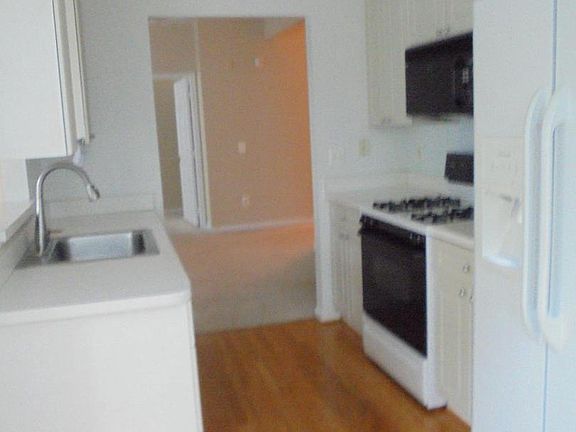 5th image of 5947 Founders Hill Dr Unit 104