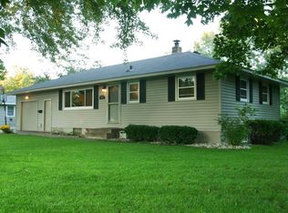 924 Eastwood Ln, Anoka, MN 55303