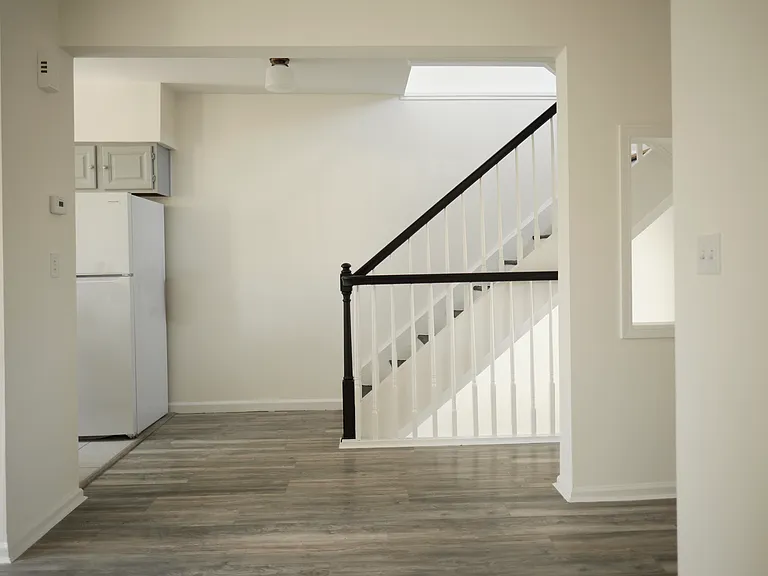 95 Liberty St #2 — Photo 10