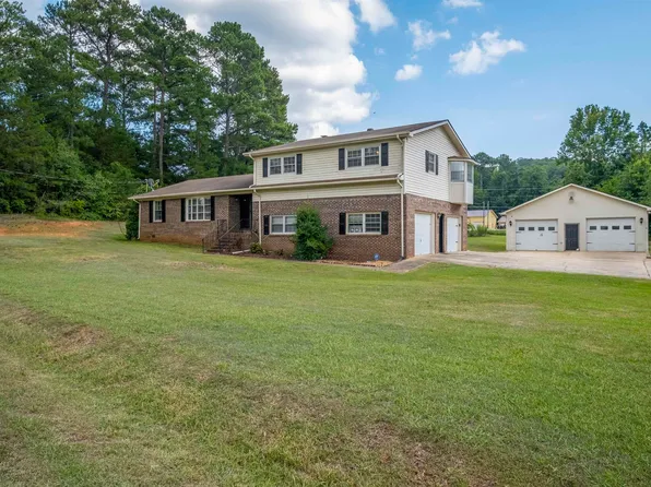 92 Kona Ln, Alexandria, AL 36250
