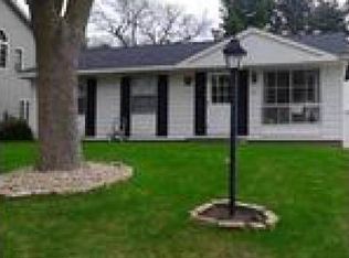 1214 Green Bay St, Onalaska, WI 54650