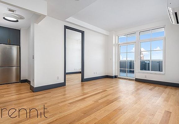 2nd image of 1430 Fulton St #9D