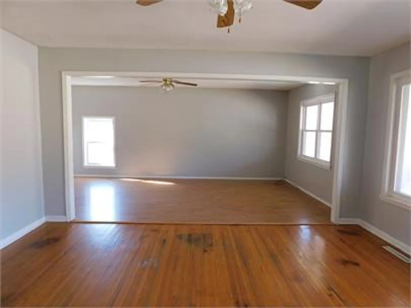 3 Bedroom House — Photo 3