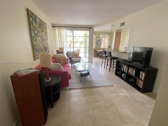 3rd image of 145 Jefferson Ave APT 435
