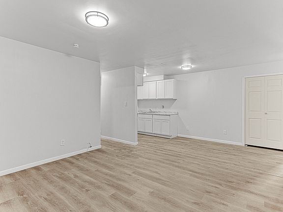 3rd image of 11411 Wyoming Ave #102